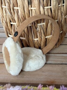 🐱UGG sheepskin leather suede ear muffs